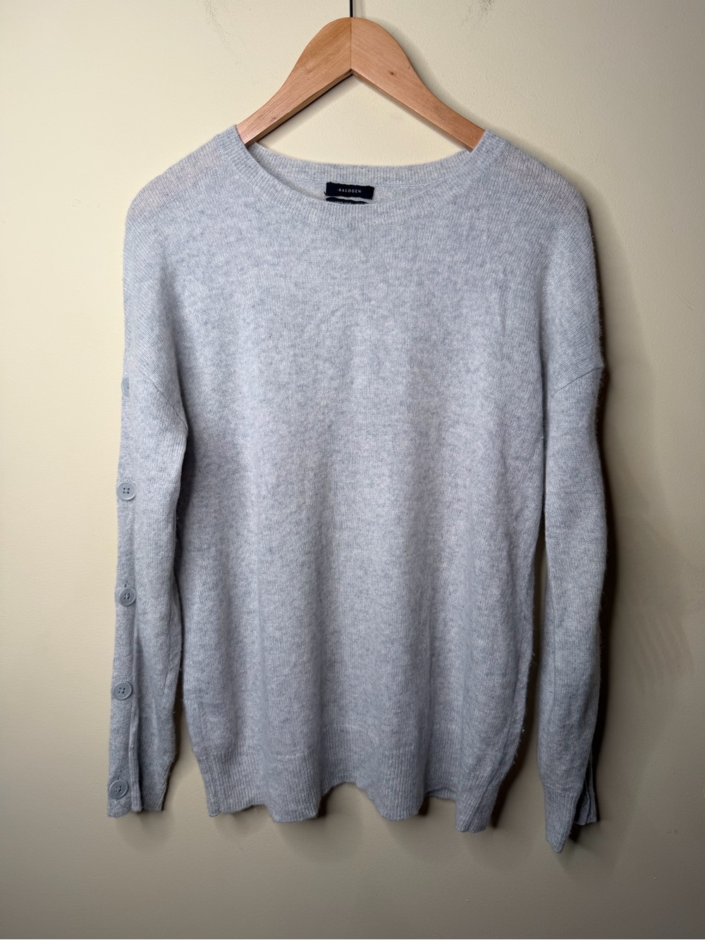 Halogen 100% Cashmere Gray Crewneck Sweater Button Sleeve Detail Women’s 1